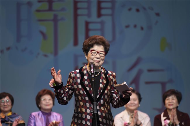 校慶歌舞劇表演日_35周年校慶歌舞劇